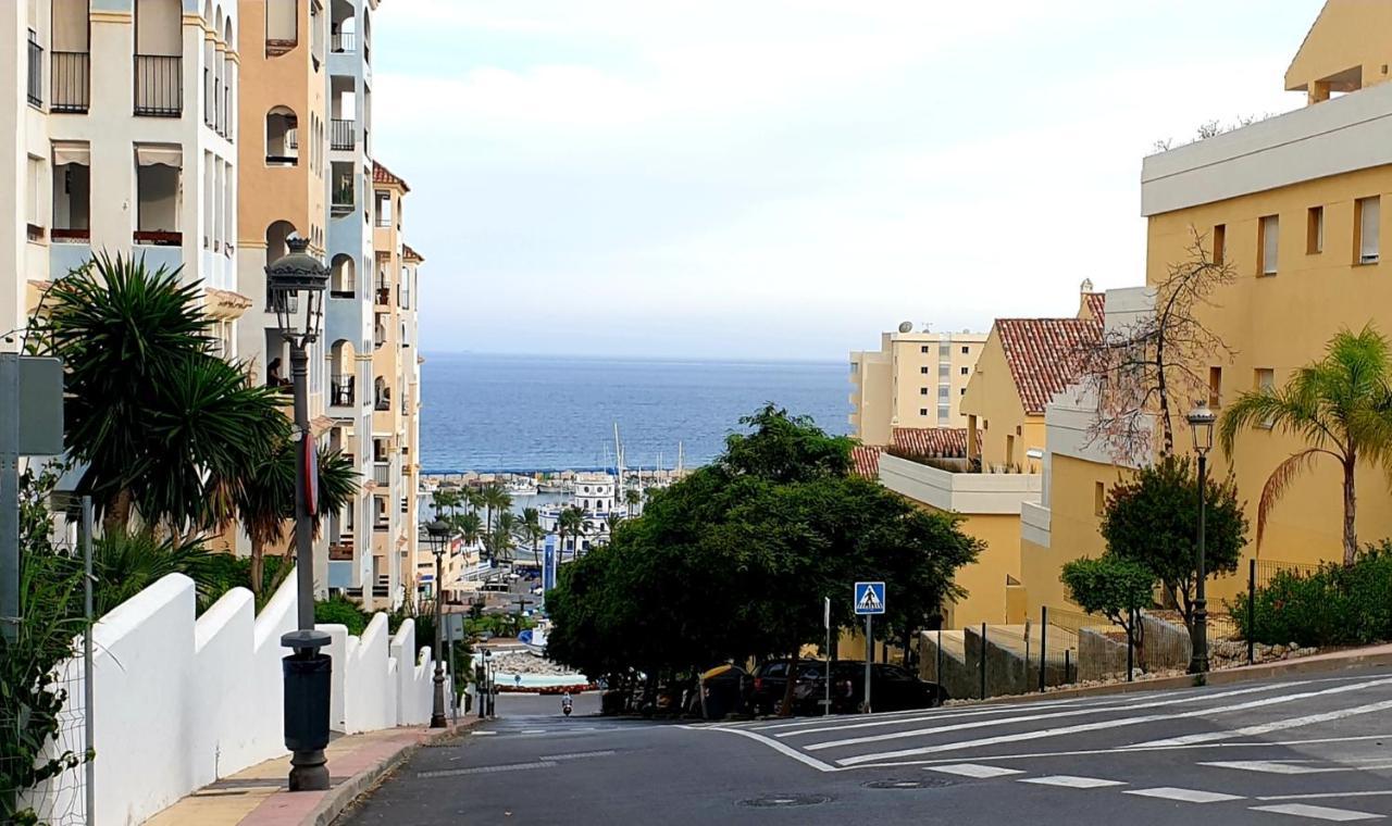 Estepona Puerto Apartment Exterior photo